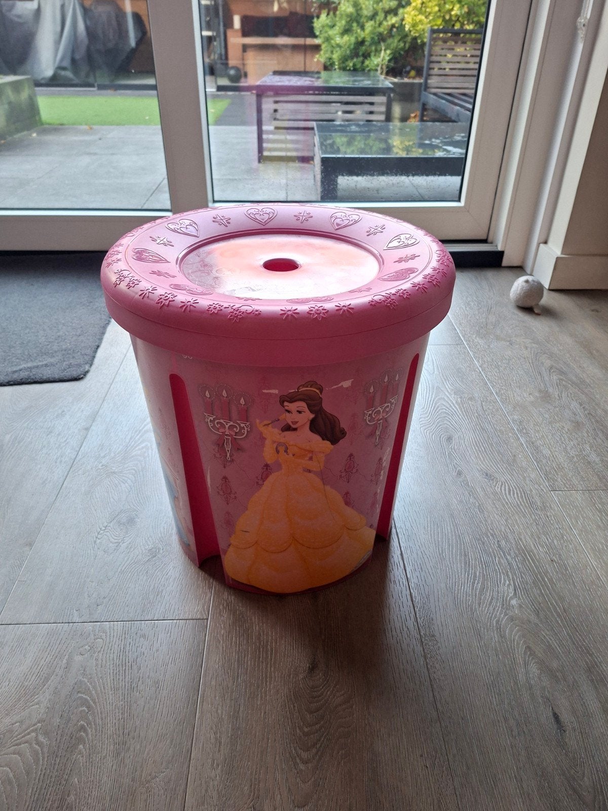 Disney opbergton, Ophalen, Gebruikt, Meisje