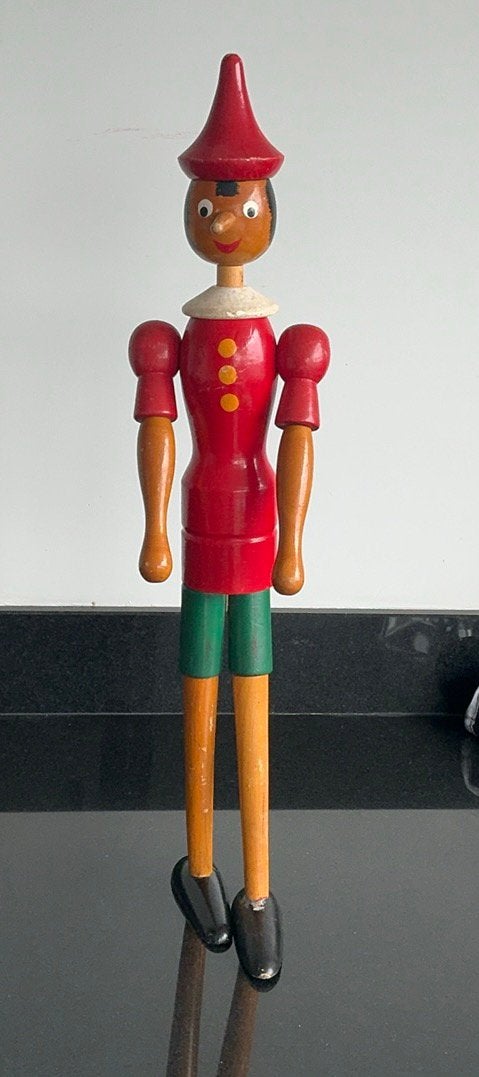 Pinokkio, deze pop is oud. Gemaakt van hout, Antiek en Kunst, Ophalen