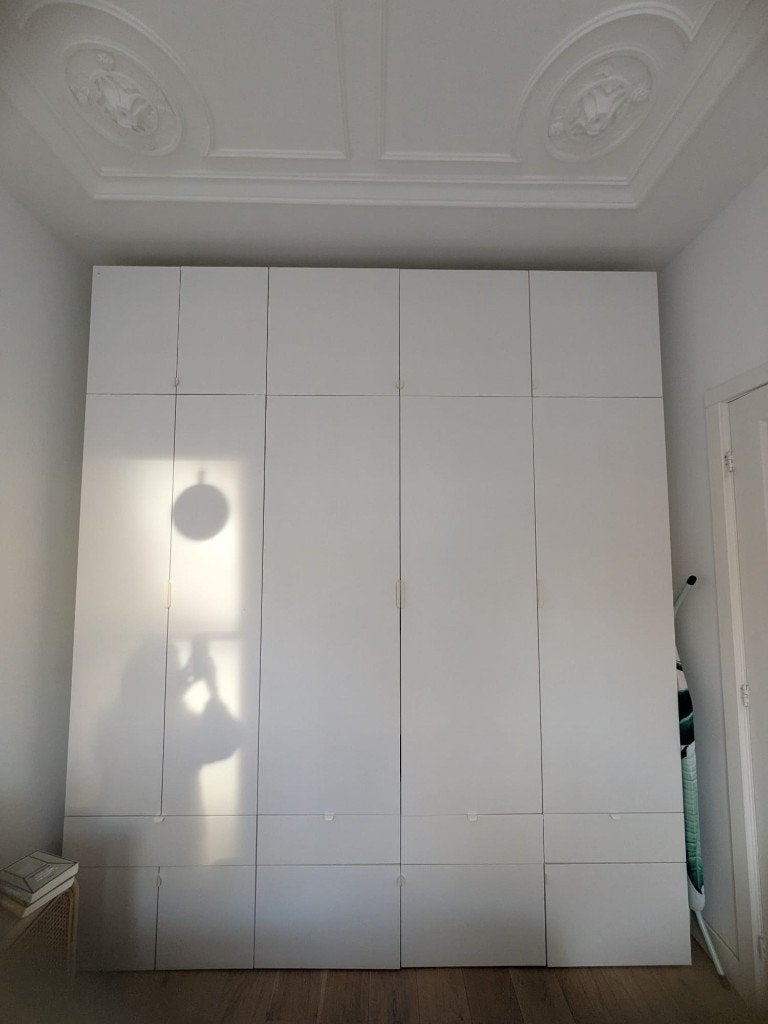 Foto 2 van Grote, flexibele IKEA PLATSA Kledingkast (Weg = Weg)