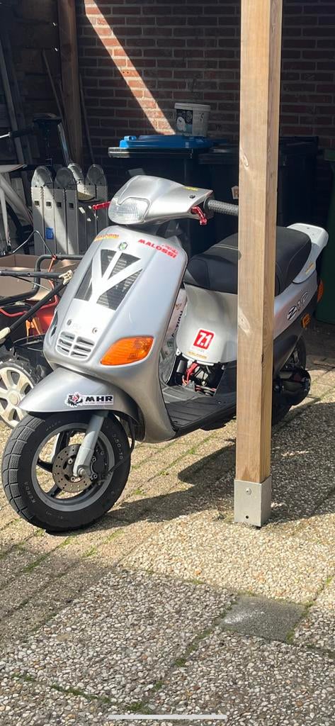 Zip type 3 172cc LC, Fietsen en Brommers, Scooters | Piaggio, Ophalen, Zo goed als nieuw, Tweetakt, Zip