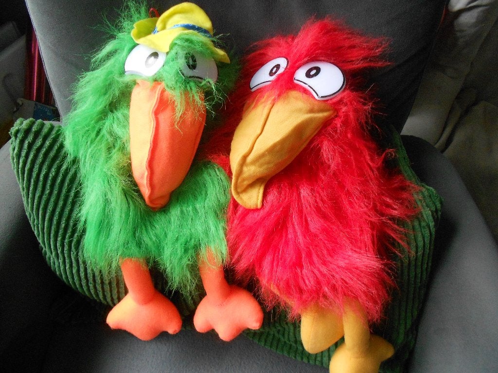 2 handpoppen vogels rood en groen, Ophalen, Gebruikt, Jongen of Meisje