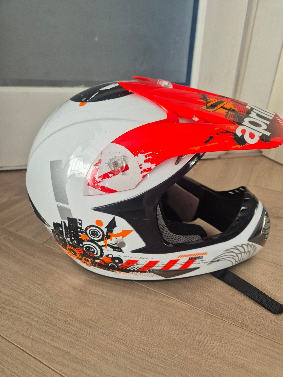 Nieuwe crosshelm helm maat S 56 cm, Ophalen of Verzenden, Nieuw met kaartje, Offroadhelm, Overige merken