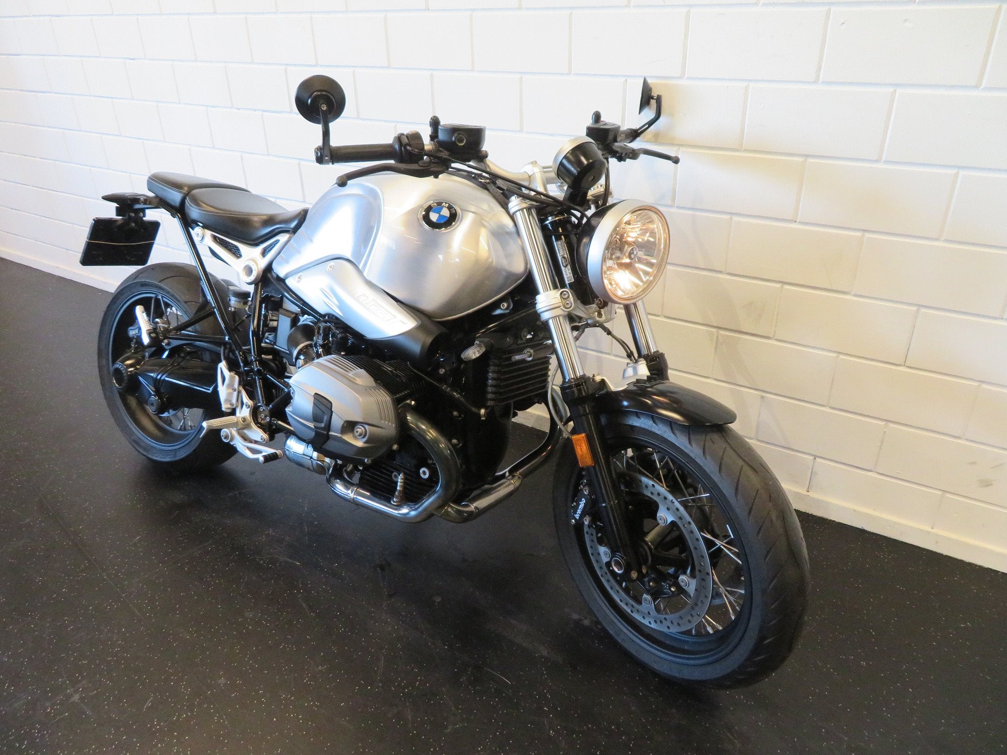 BMW R NINE T PURE SCRAMBLER SUPER FRAAI (bj 2017), Naked bike, Gebruikt, Bedrijf