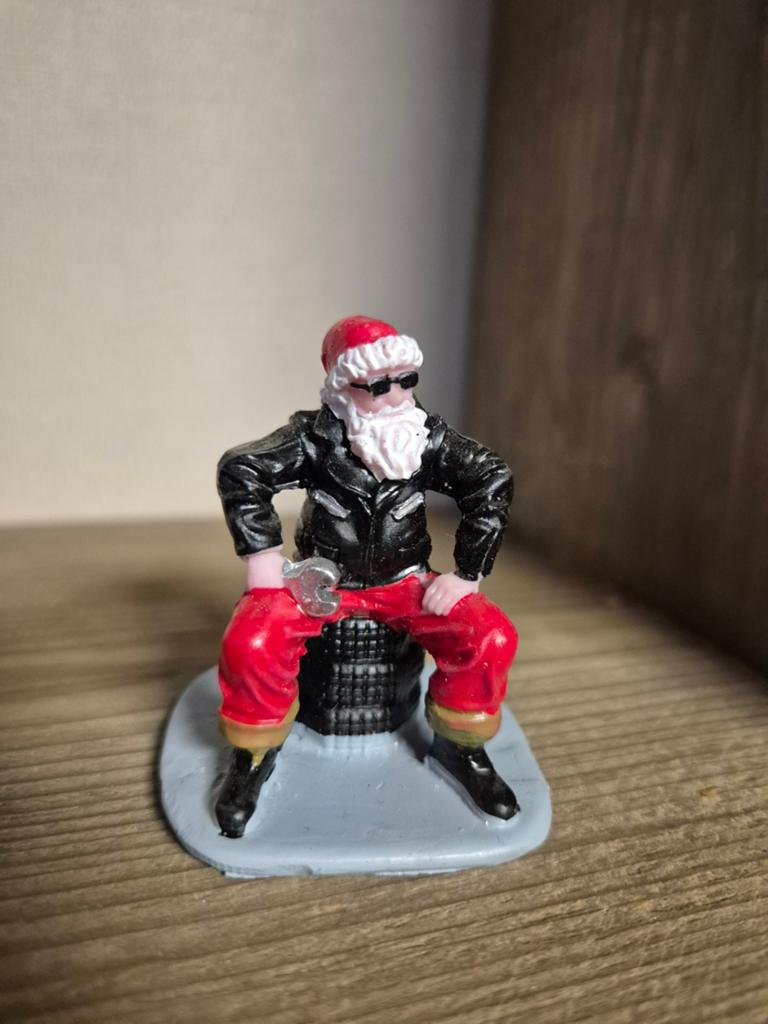 Lemax figuur 15 kerstdorp kersthuisjes, Diversen, Ophalen of Verzenden, Zo goed als nieuw