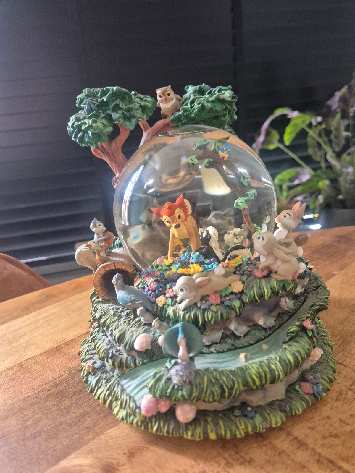 Disney Bambi Snowglobe, Verzamelen, Ophalen, Zo goed als nieuw, Beeldje of Figuurtje