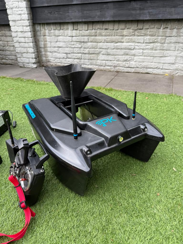 Pk advanced voerboot wifish bait trower vijzel autopilot, Ophalen of Verzenden, Zo goed als nieuw