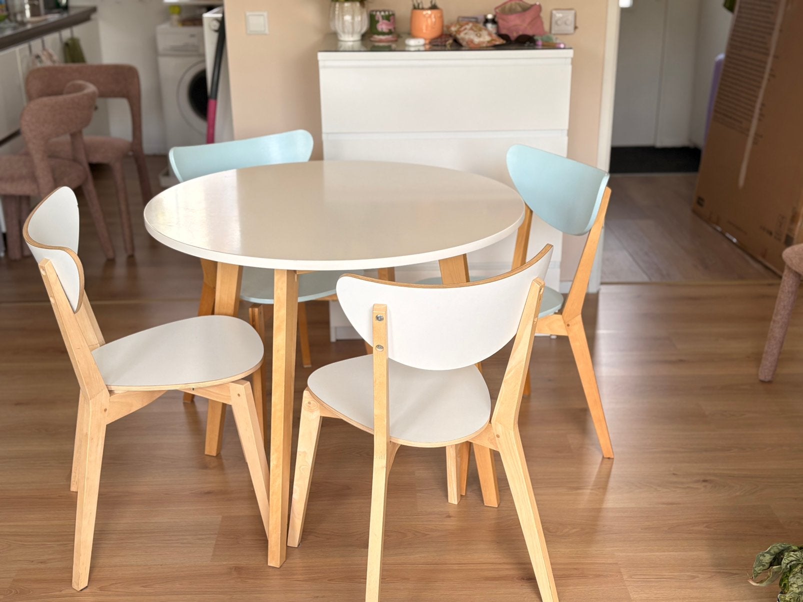 Stoelen Zweeds design Nordmyra, Huis en Inrichting, Ophalen, Gebruikt, Modern Scandinavisch, Overige vormen