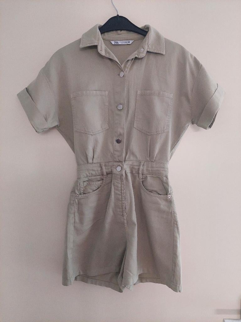 Zara playsuit / jumpsuit xs olijfgroen washed, Kleding | Dames, Jumpsuits, Ophalen of Verzenden, Zo goed als nieuw, Maat 34 (XS) of kleiner