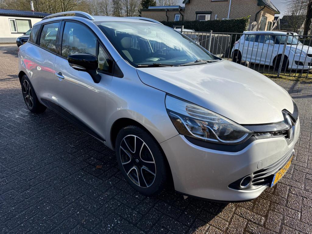 Renault Clio Estate 0.9 TCe Expression AIRCO NAVI LMV CRUISE, Auto's, Renault, Voorwielaandrijving, Stof, Origineel Nederlands