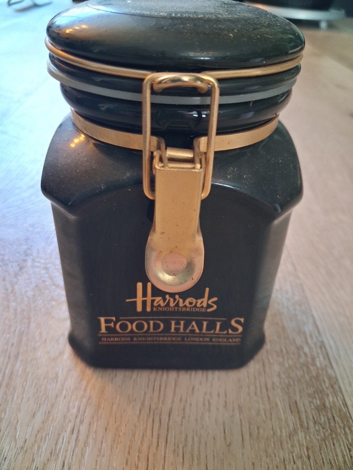 Harrods Earl Grey theebus - Food Halls Knightsbridge, Ophalen of Verzenden, Metaal, Theedoos, Overige merken