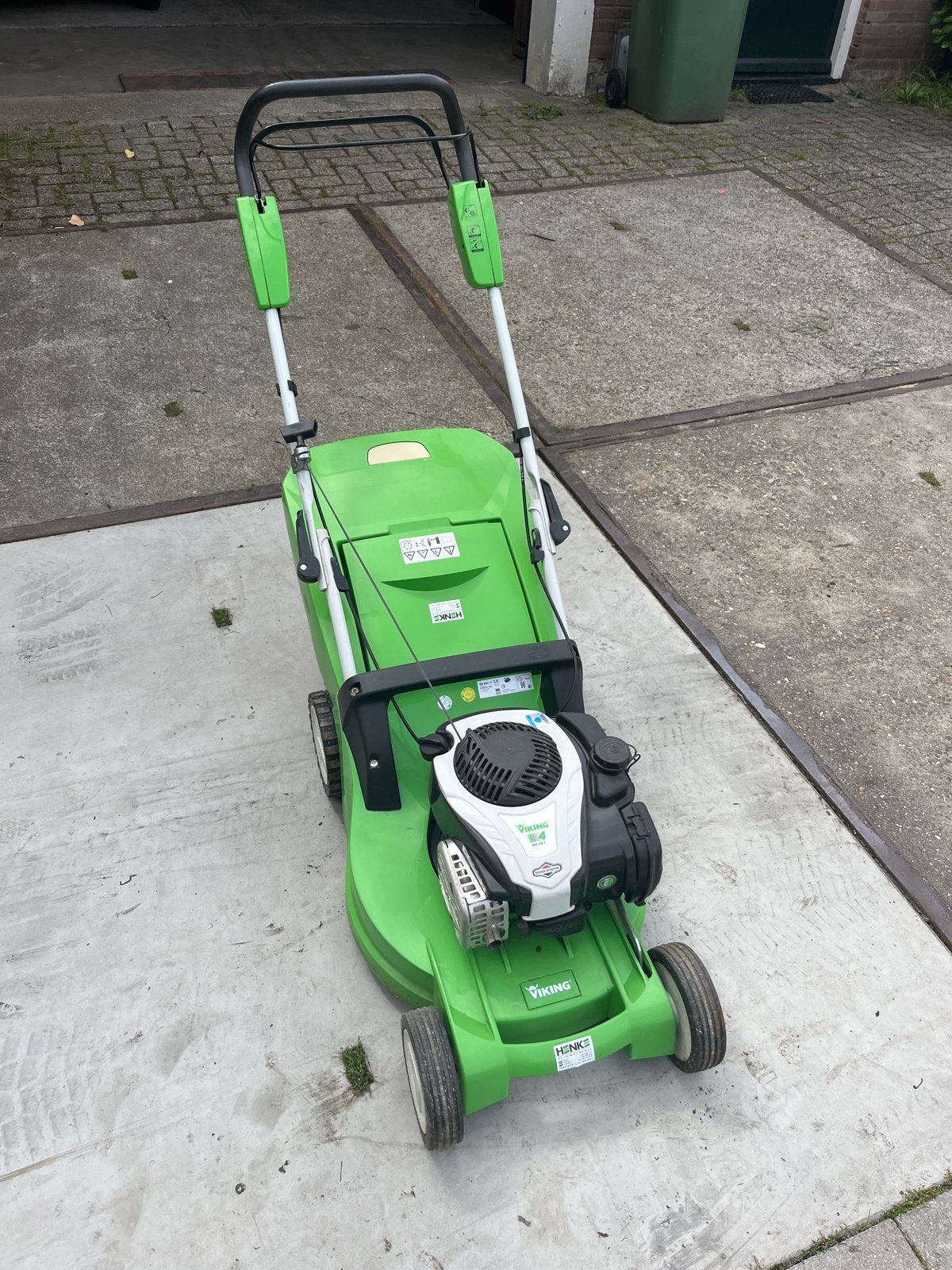 Viking MB 448 T Benzine Grasmaaier - Goede Staat, Tuin en Terras, Grasmaaiers, Ophalen, Cirkelmaaier, Gebruikt, Opvangbak