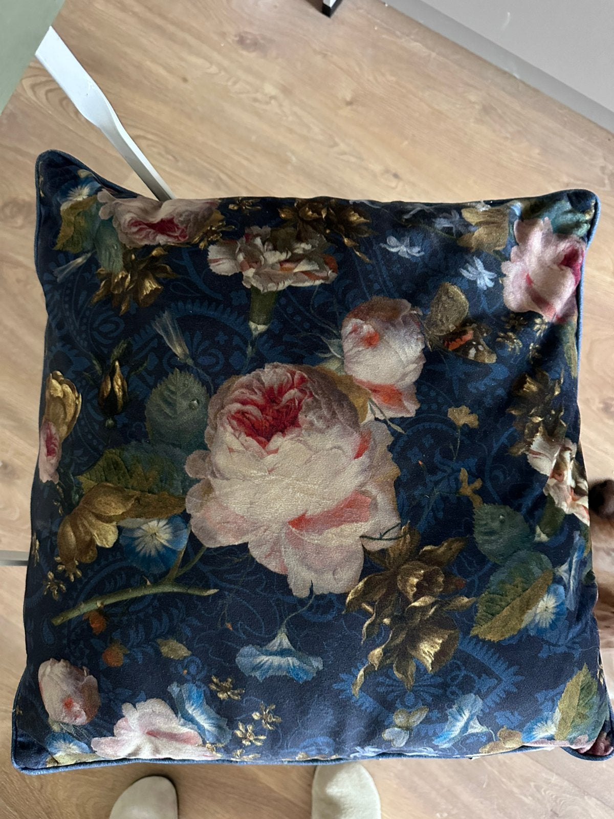 Mooie essenza kussens 50x50, Ophalen, Zo goed als nieuw, Blauw, Vierkant