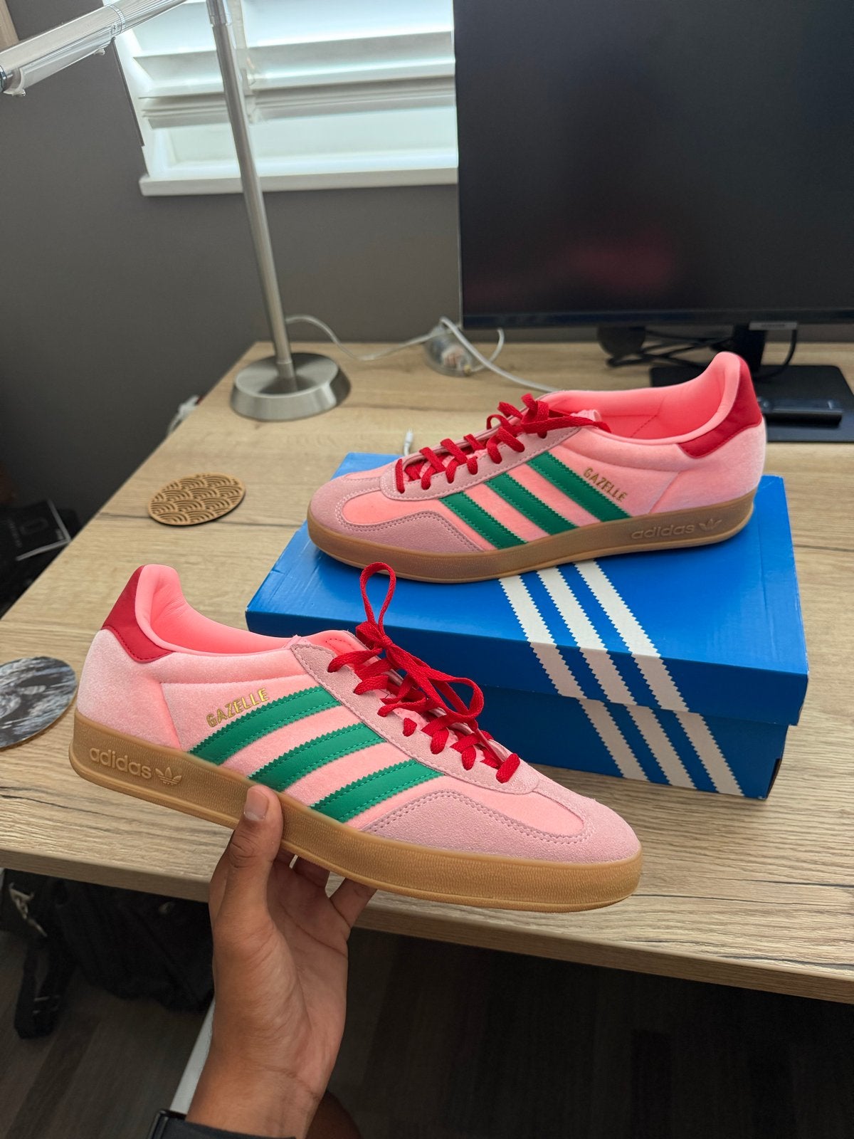 Adidas Gazelle Indoor Dames Roze - Maat 42 2/3, Nieuw, Ophalen of Verzenden, Sneakers of Gympen, Roze