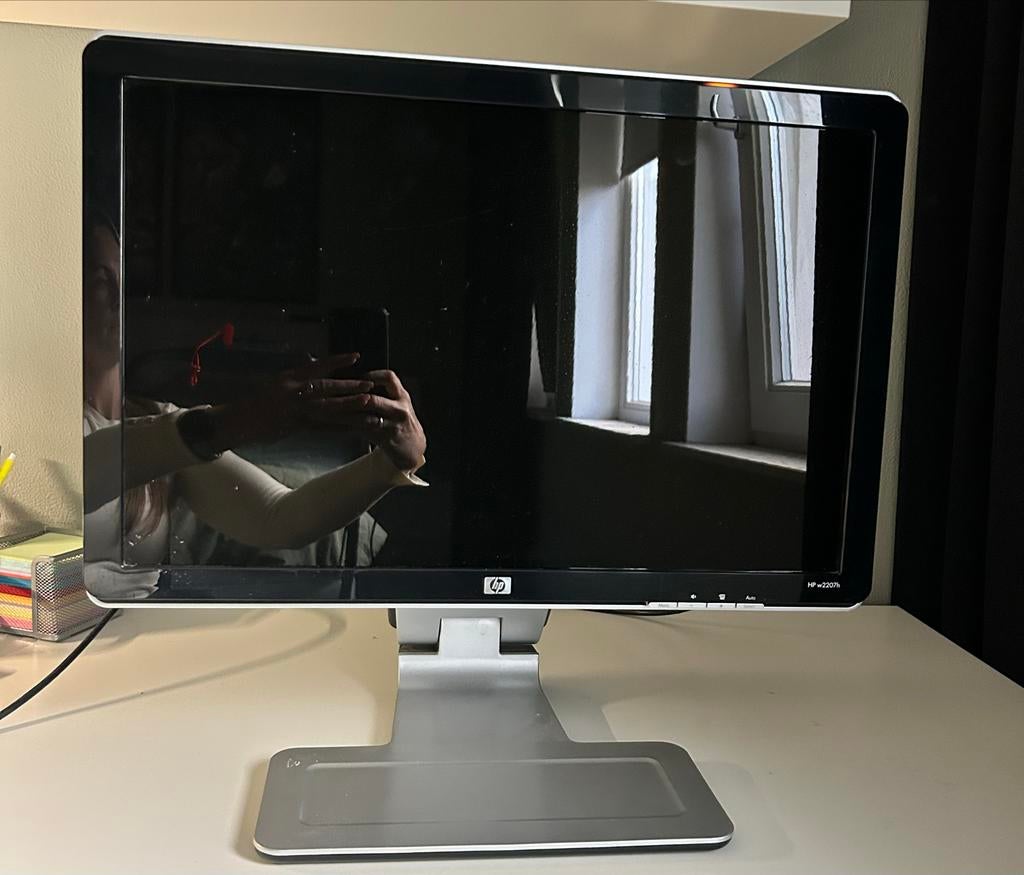 HP w2207h Monitor - 22 inch Full HD Scherm, Computers en Software, Monitoren, Ophalen, HDMI, Full HD, Zo goed als nieuw