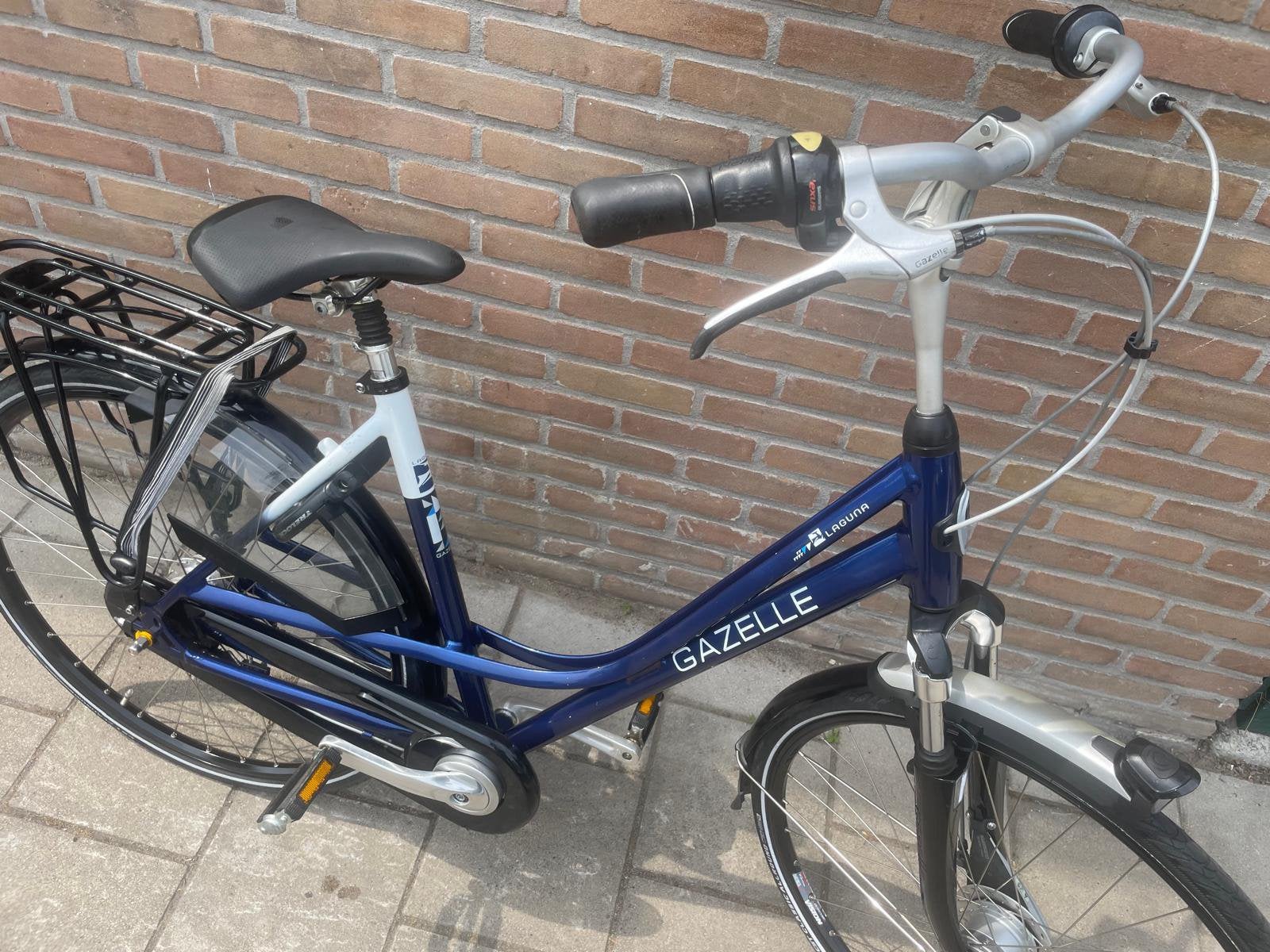 Zo goed als nieuw Gazelle Laguna stadsfiets 28 inch, Ophalen, Zo goed als nieuw, Gazelle, Versnellingen