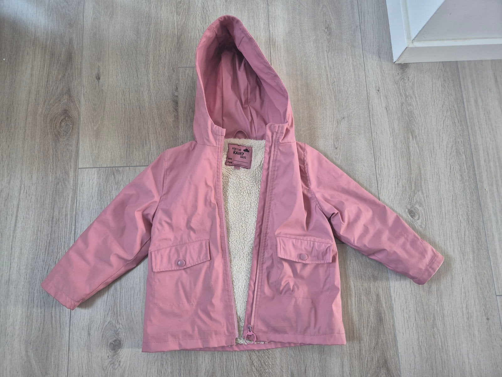 Roze regenjas / tussenjas met teddy voering voor meisjes, Ophalen of Verzenden, Gebruikt, Wibra, Meisje