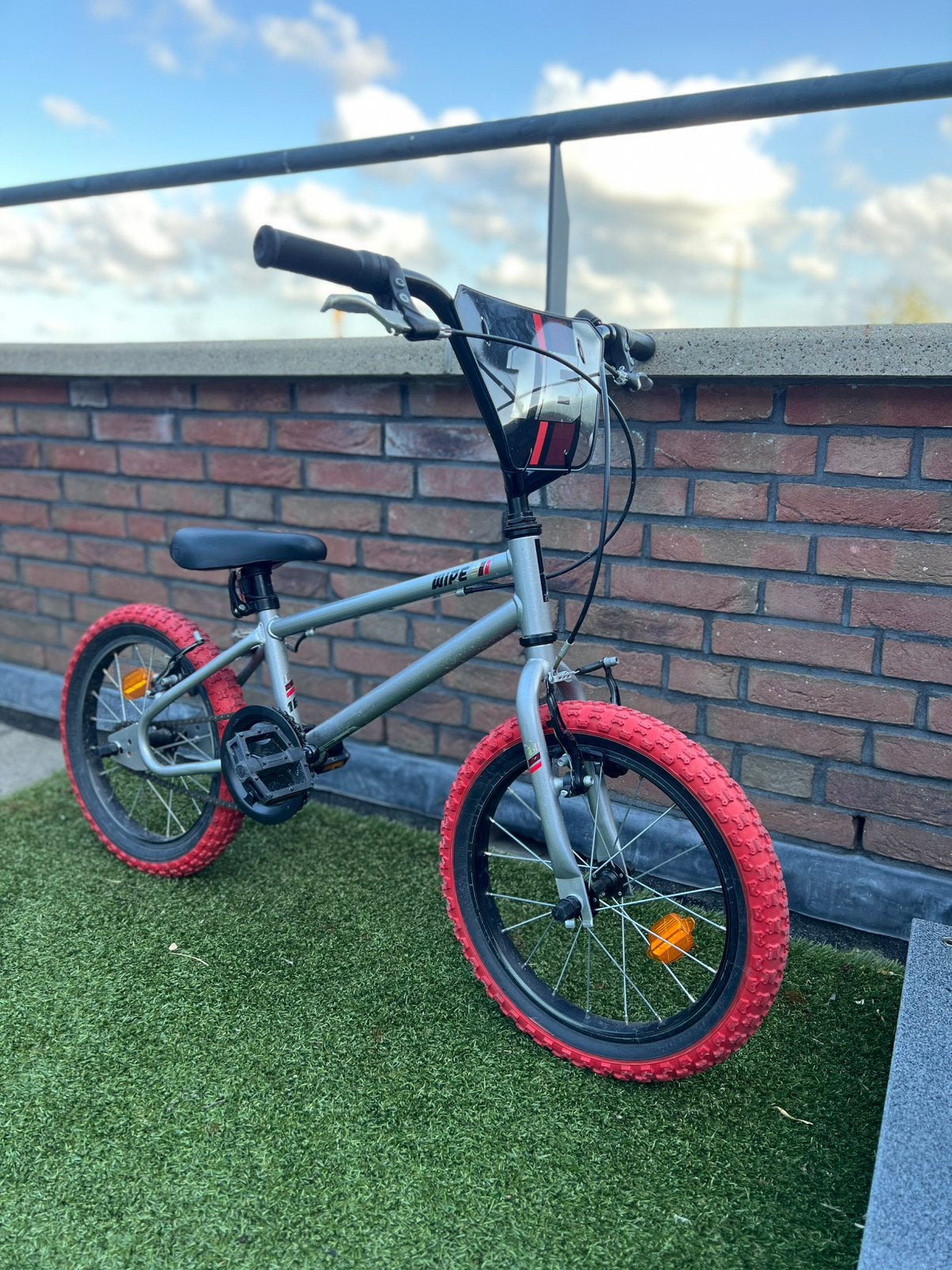 BTWIN BMX 16” 500, Fietsen en Brommers, Fietsen | Crossfietsen en BMX, Ophalen, Zo goed als nieuw, Staal, 16 tot 20 inch