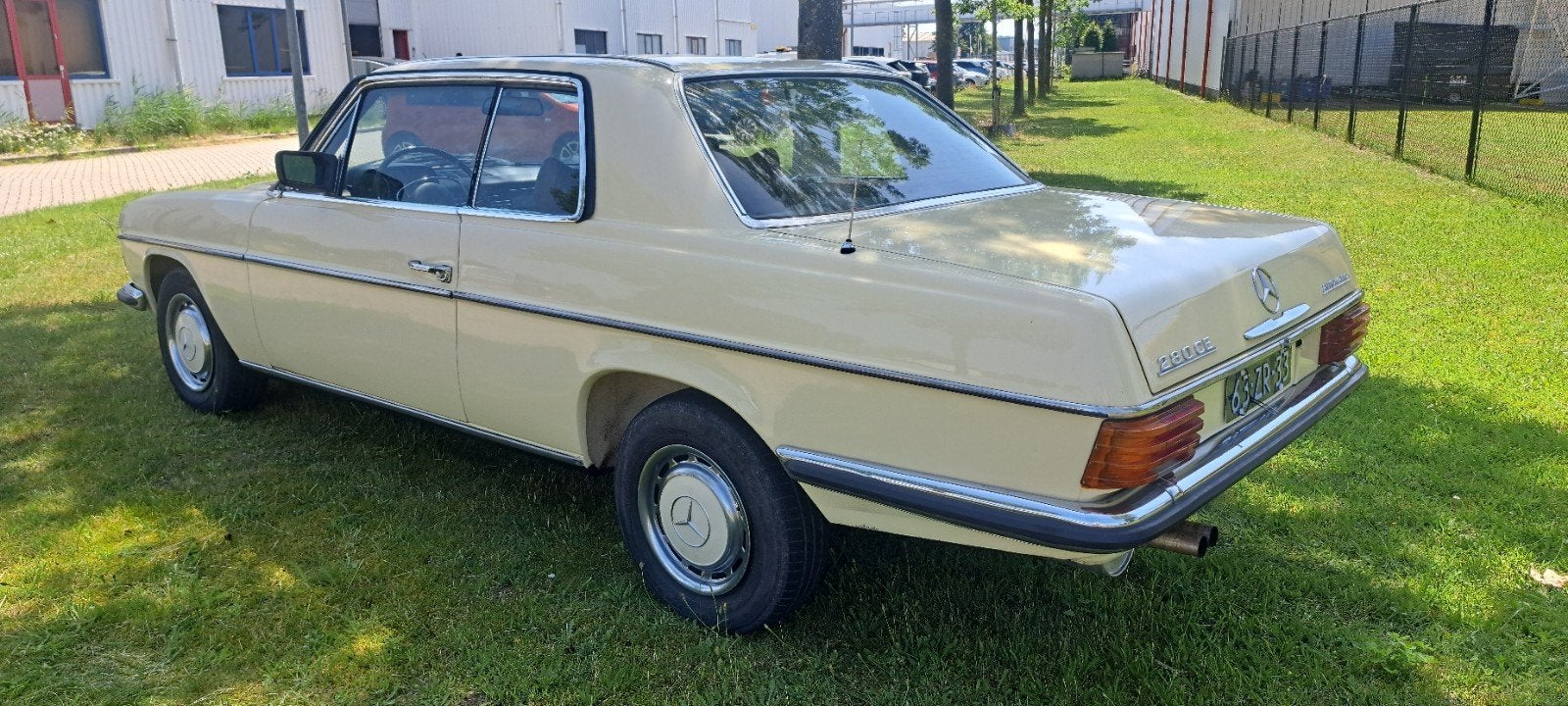 Mercedes-Benz 200-Serie 2.7 280 CE 1975, foto 8