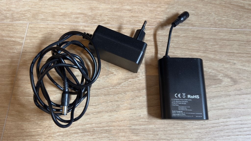 Stoov oplader + accu, Ophalen of Verzenden, Gebruikt