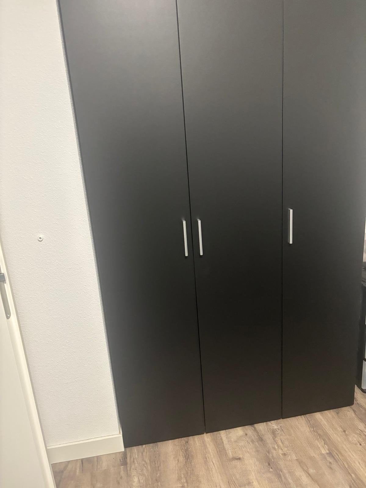 kledingkast 3 deurs, Ophalen, Zo goed als nieuw, 50 tot 75 cm, 150 tot 200 cm