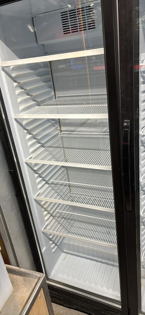Glas deur koelkasten van af 325,- tot 1200,-, Zonder vriesvak, 200 liter of meer, Zo goed als nieuw, 160 cm of meer