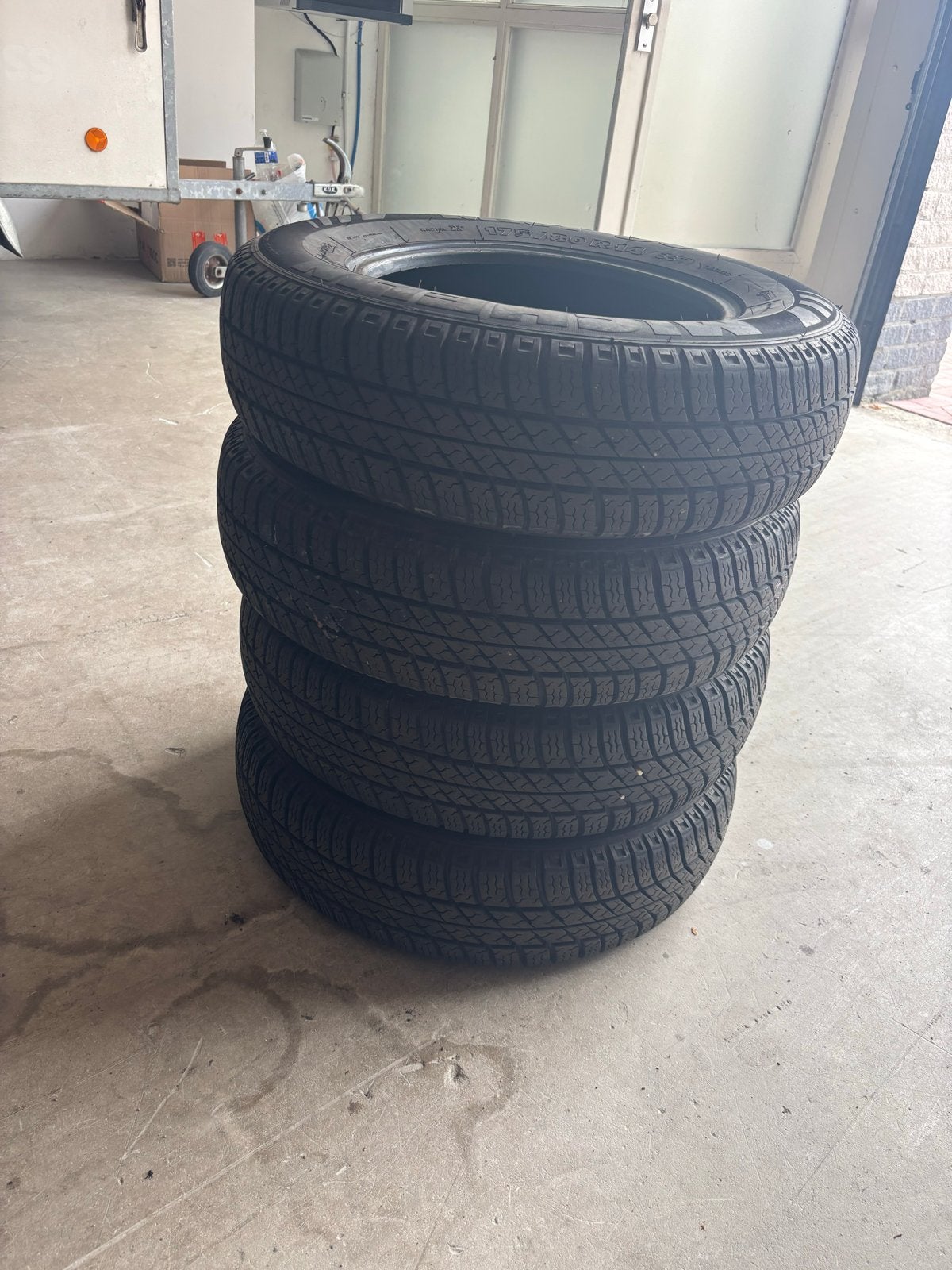 Set van 4 gebruikte winterbanden 175/80 R14, Ophalen of Verzenden, Gebruikt