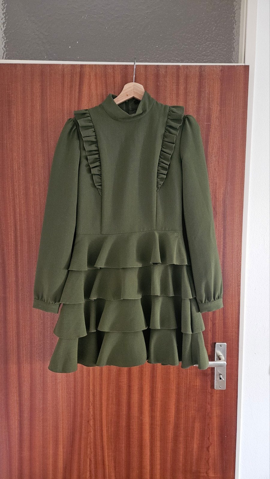 NIKKIE Jurk maat 32 - Groen met ruches, Ophalen of Verzenden, Zo goed als nieuw, Maat 34 (XS) of kleiner, NIKKIE