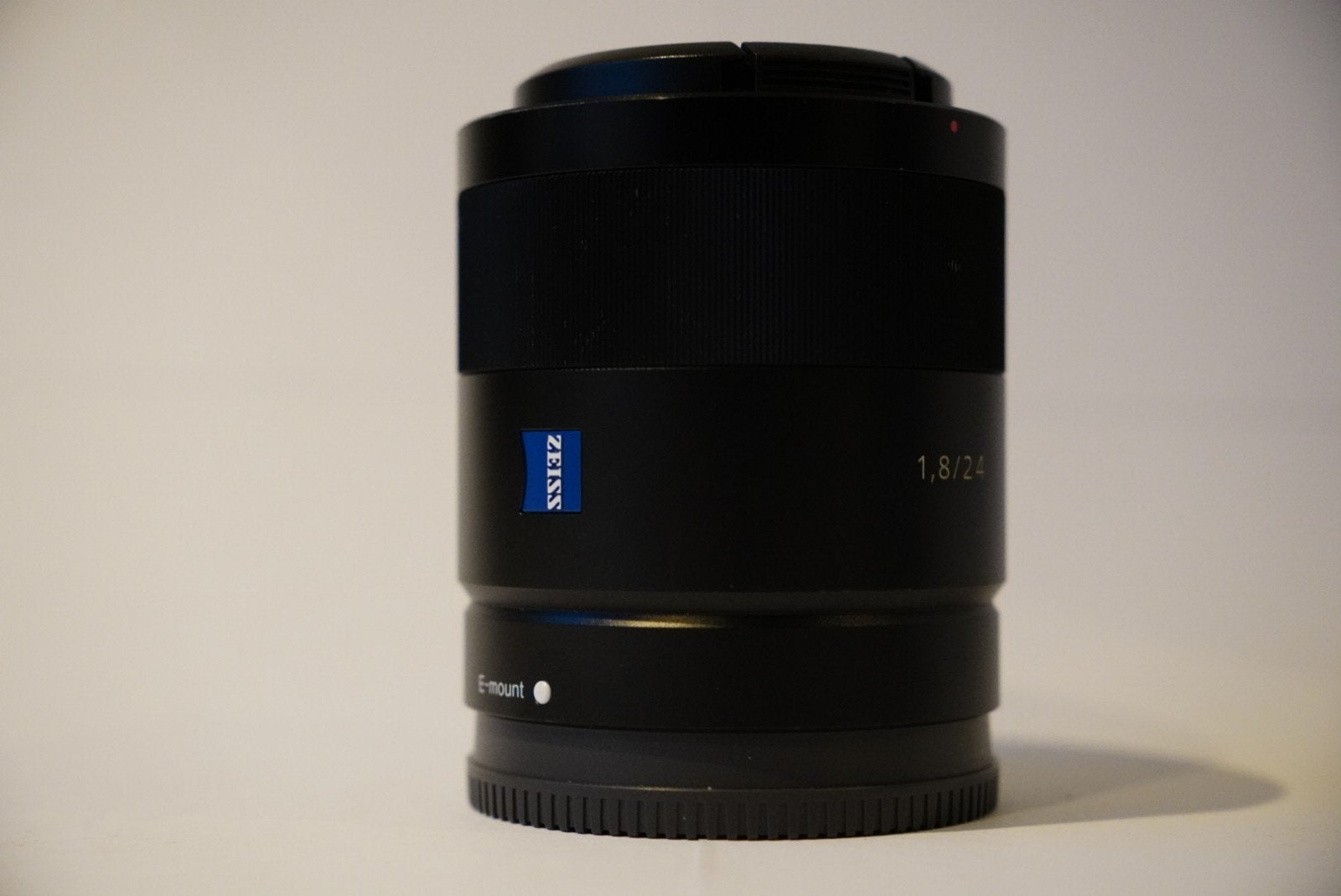 Sony Zeiss Sonnar E 24mm F1.8 lens met Meike extension tubes, Sony E-mount, Sony, Ophalen of Verzenden, Standaardlens