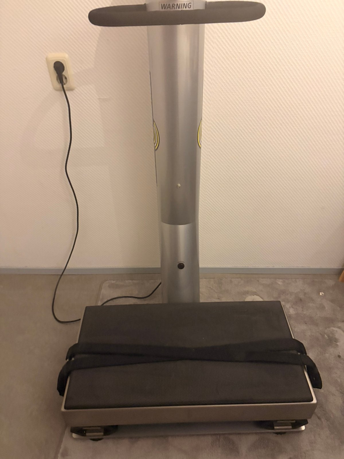 Powerplate, klaar voor gebruik - zeer effectief NP 5699,-, Ophalen, Zo goed als nieuw, Krachtstation