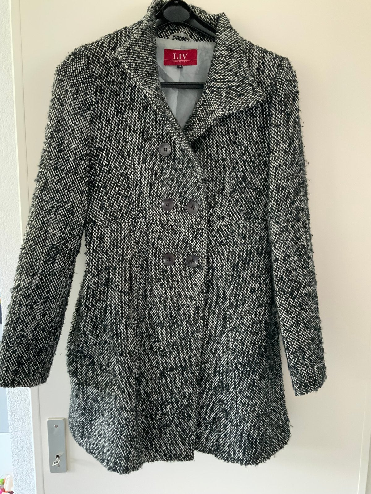 Leuke damesjas. Zwart gemilleerde stof Maat 40., Kleding | Dames, Ophalen of Verzenden, Zo goed als nieuw, Maat 38/40 (M), Zwart