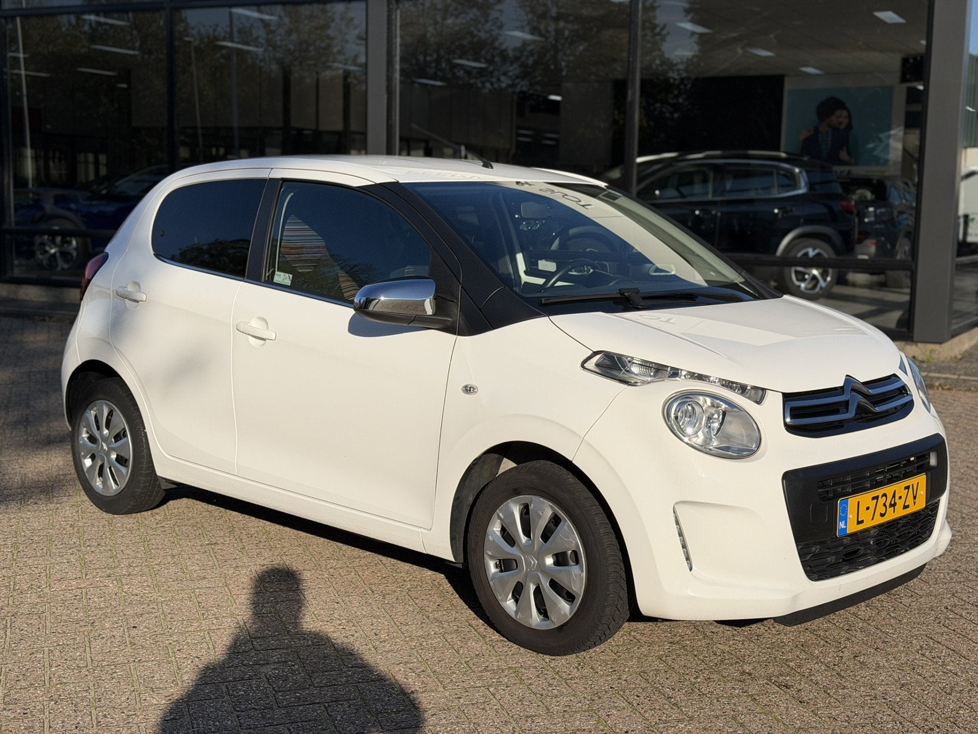 Citroën C1 1.0 VTi Feel Camera | Carplay/Android | Airco, Voorwielaandrijving, Dealer onderhouden, Stof, Gebruikt