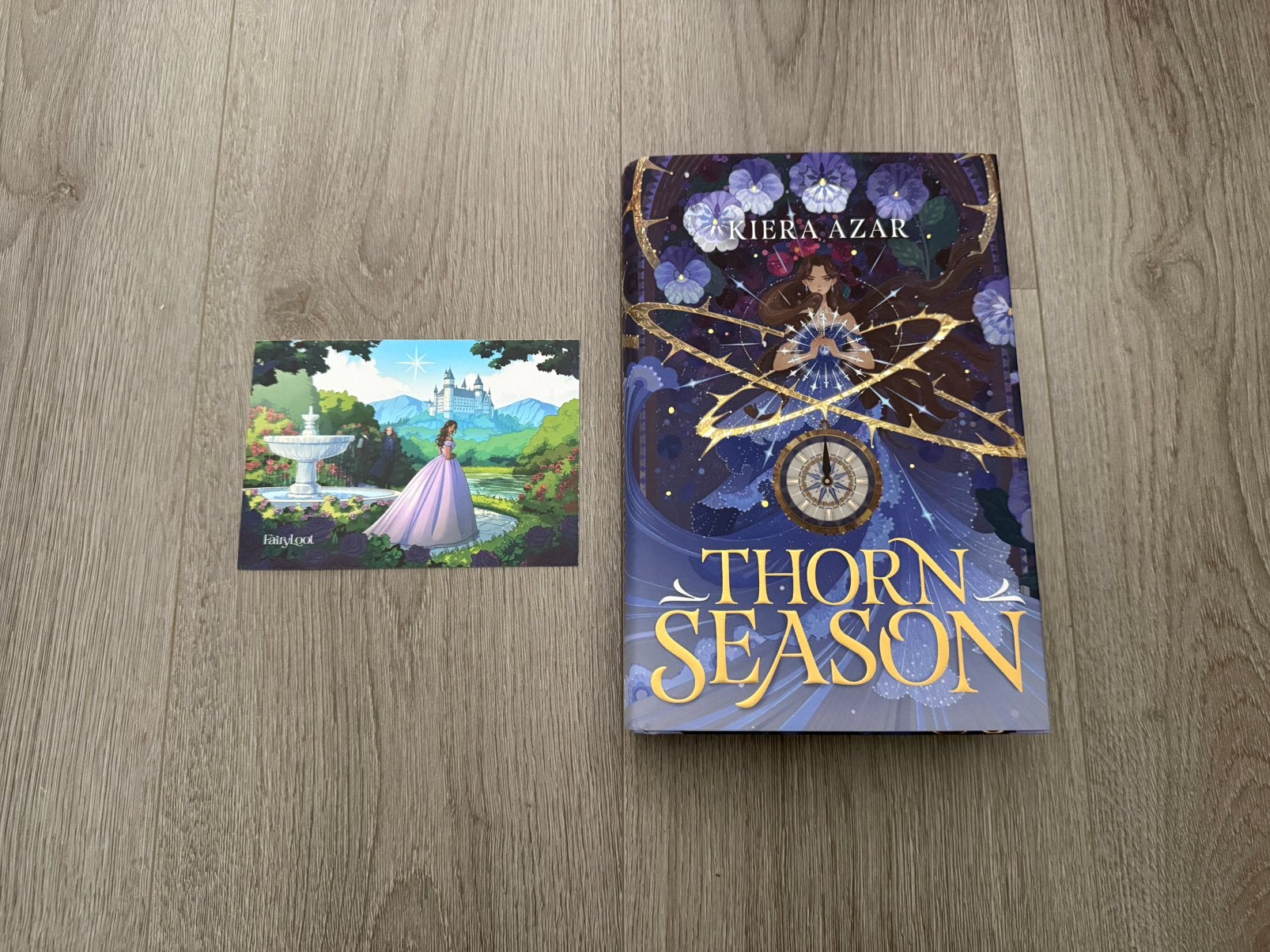 Thorn Season - Kiera Azar [Fairyloot], Ophalen of Verzenden, Zo goed als nieuw