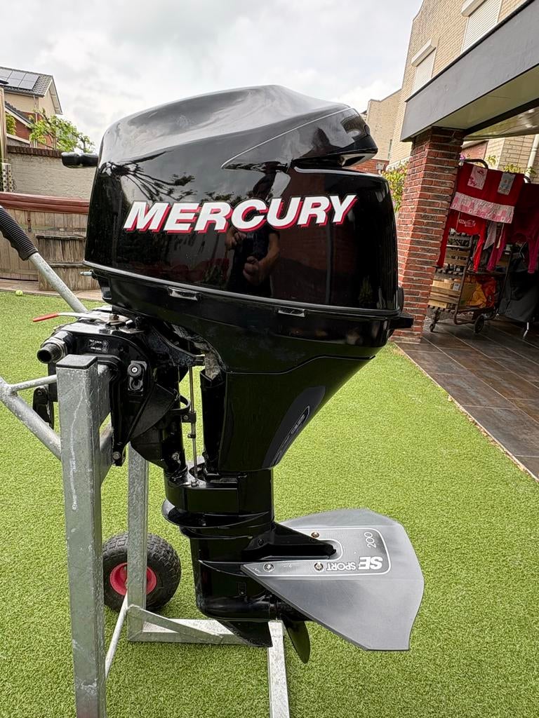 Mercury Buitenboordmotor 10 pk, Ophalen, Met afstandsbediening, Zo goed als nieuw, 30 pk of meer