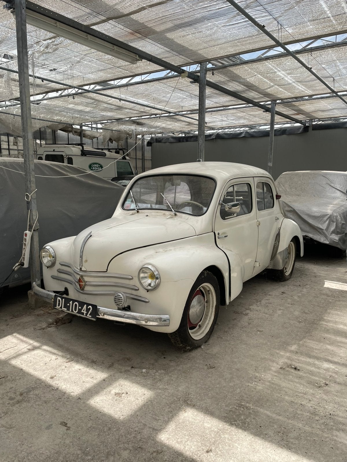 Te Koop Renault 4CV 1956, Auto's, 750 cc, 4 cilinders, Wit, Handgeschakeld