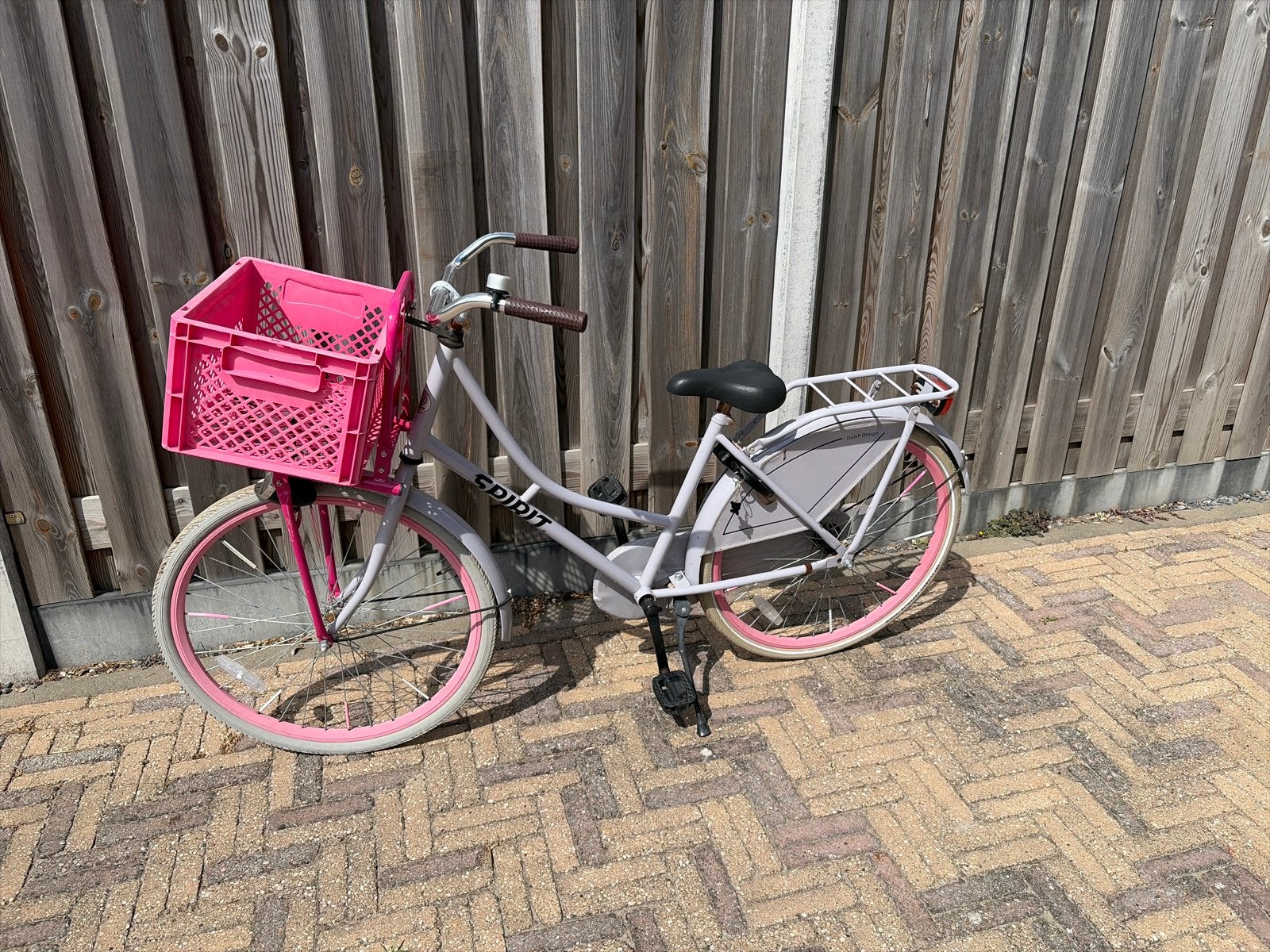 Spirit Dutch Design 26 inch meisjesfiets met 2 sleutels, Fietsen en Brommers, Fietsen | Kinderfietsjes, Ophalen, Gebruikt, 20 inch of meer