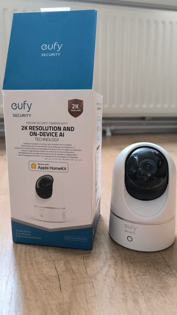 Eufy Security Indoor Cam 2K Pan & Tilt Beveiligingscamera, Audio, Tv en Foto, Videobewaking, Ophalen of Verzenden, Zo goed als nieuw