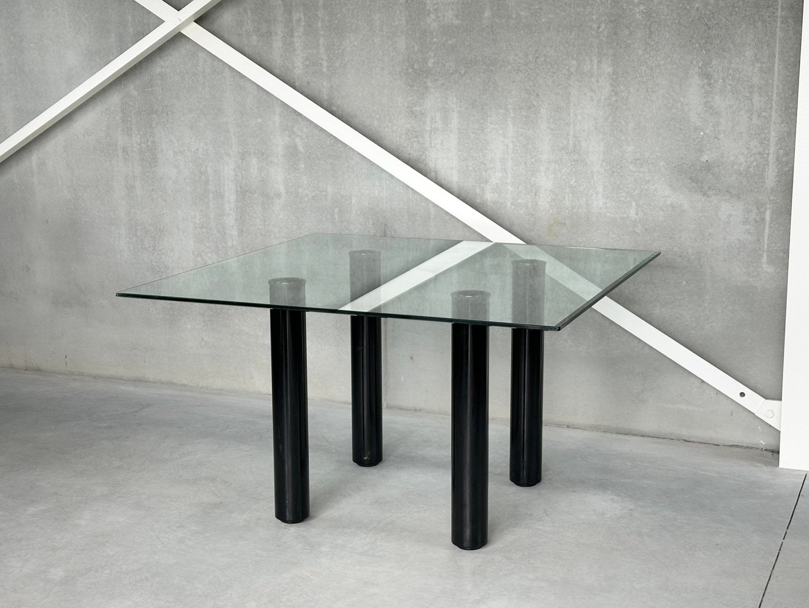 Vintage table by Zanotta, Ophalen