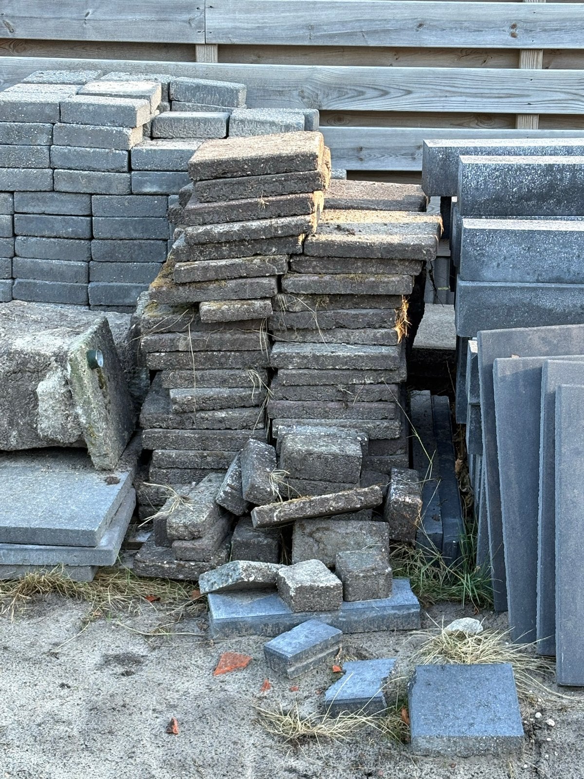 Gratis: tegels 30x30 cm, totaal ruim 6m2, Ophalen, Overige materialen, Gebruikt, 5 tot 10 m²