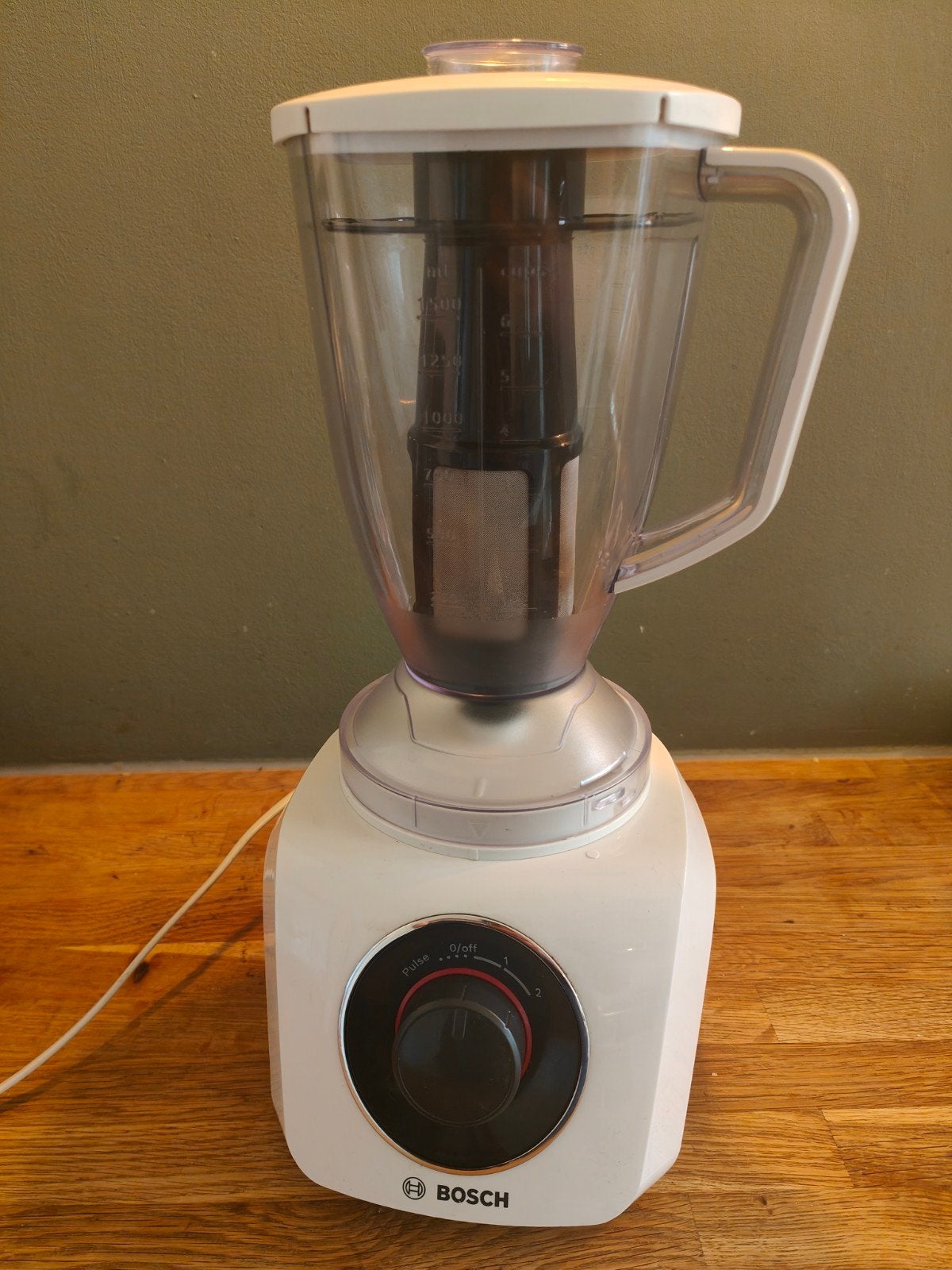 Goed werkende Bosch smoothie blender, 1 tot 2 liter, 3 snelheden of meer, Ophalen of Verzenden, Zo goed als nieuw