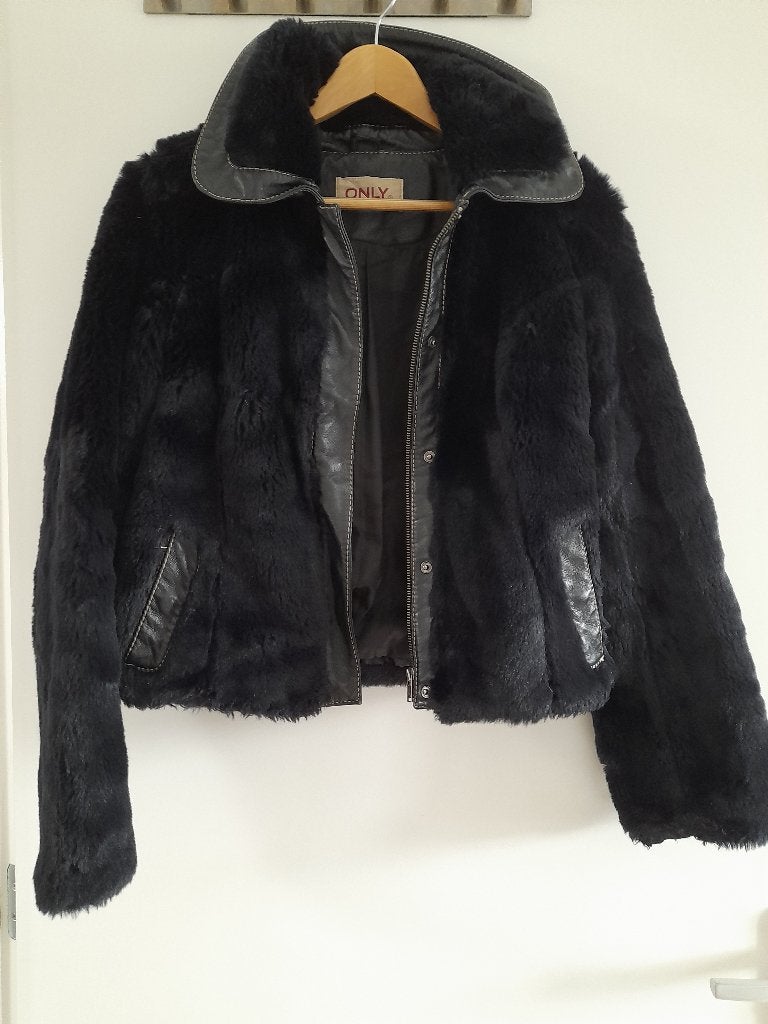 Only faux fur mouw met leren elementen maat s, Only, Zwart, Ophalen of Verzenden, Maat 36 (S)