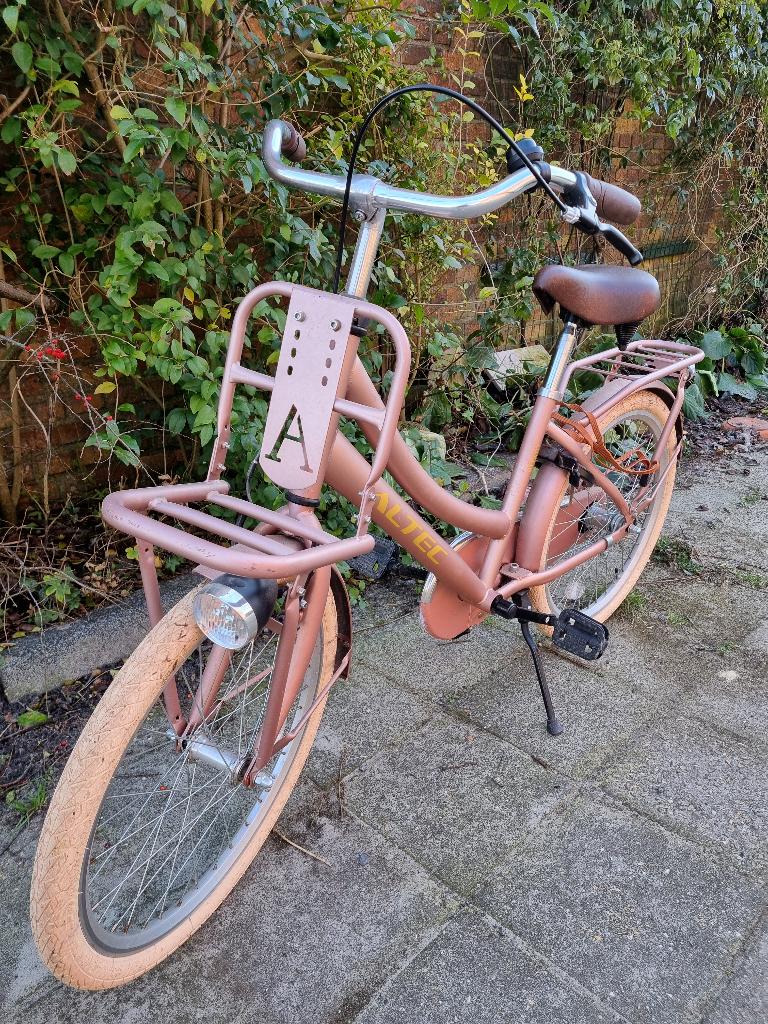 Kinderfiets meisje, Fietsen en Brommers, Fietsen | Meisjes, Ophalen, Terugtraprem, 22 inch, Gebruikt