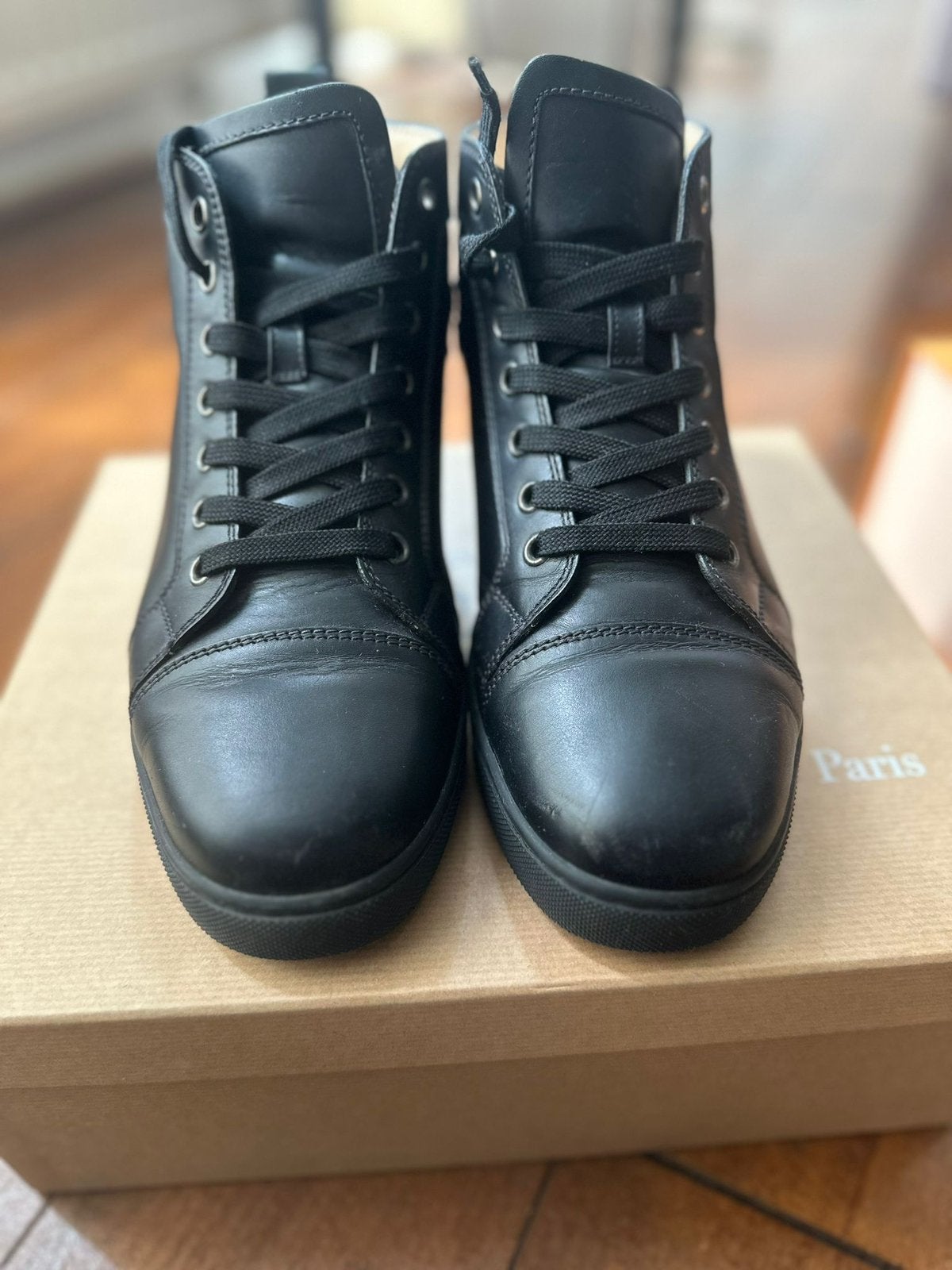 Originele Louboutins zwart leer maat 38,5 (met bon), Ophalen, Gebruikt