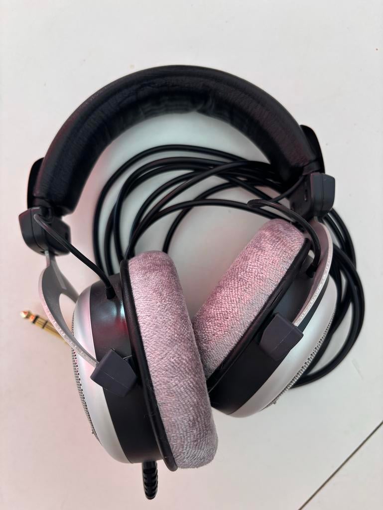Beyerdynamic DT-880 600 Ohm Koptelefoon, Ophalen of Verzenden, Gebruikt, Over oor (circumaural), Overige merken