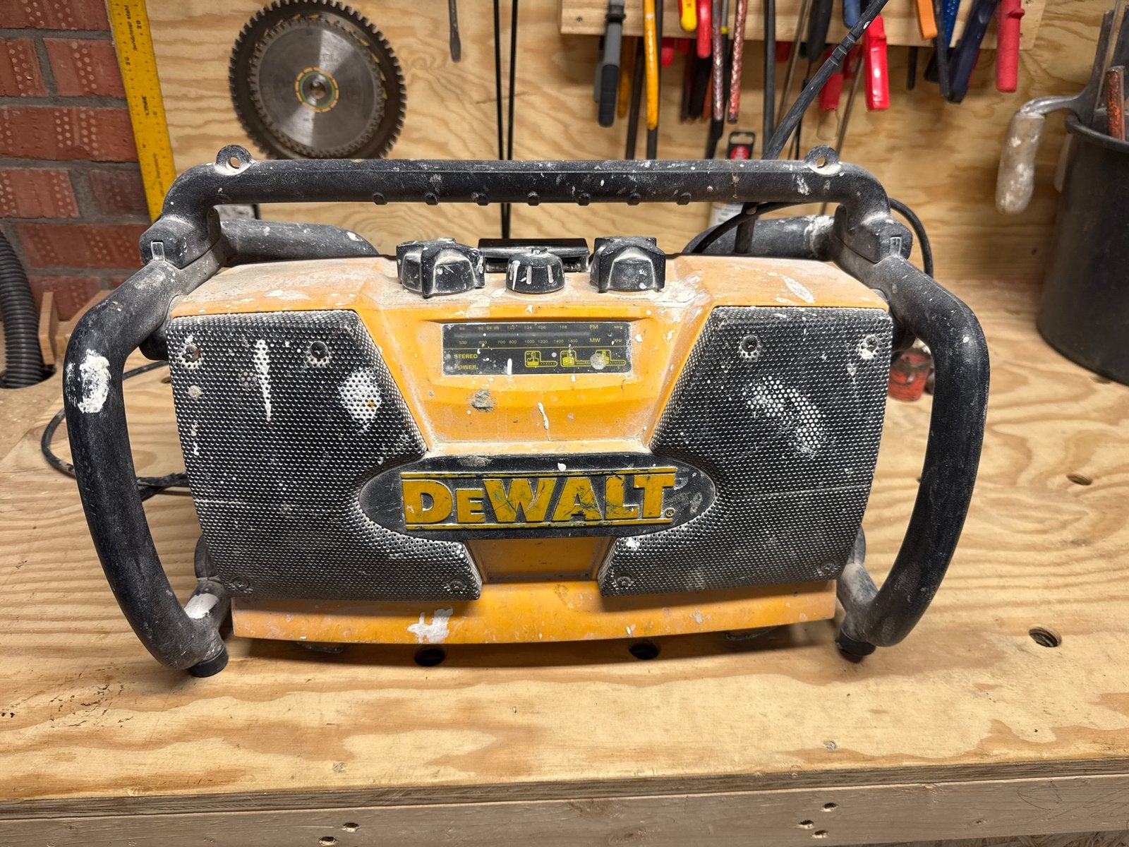 DeWalt FM Bouwradio - Gebruikt maar werkt goed, Ophalen, Gebruikt, Bouwradio