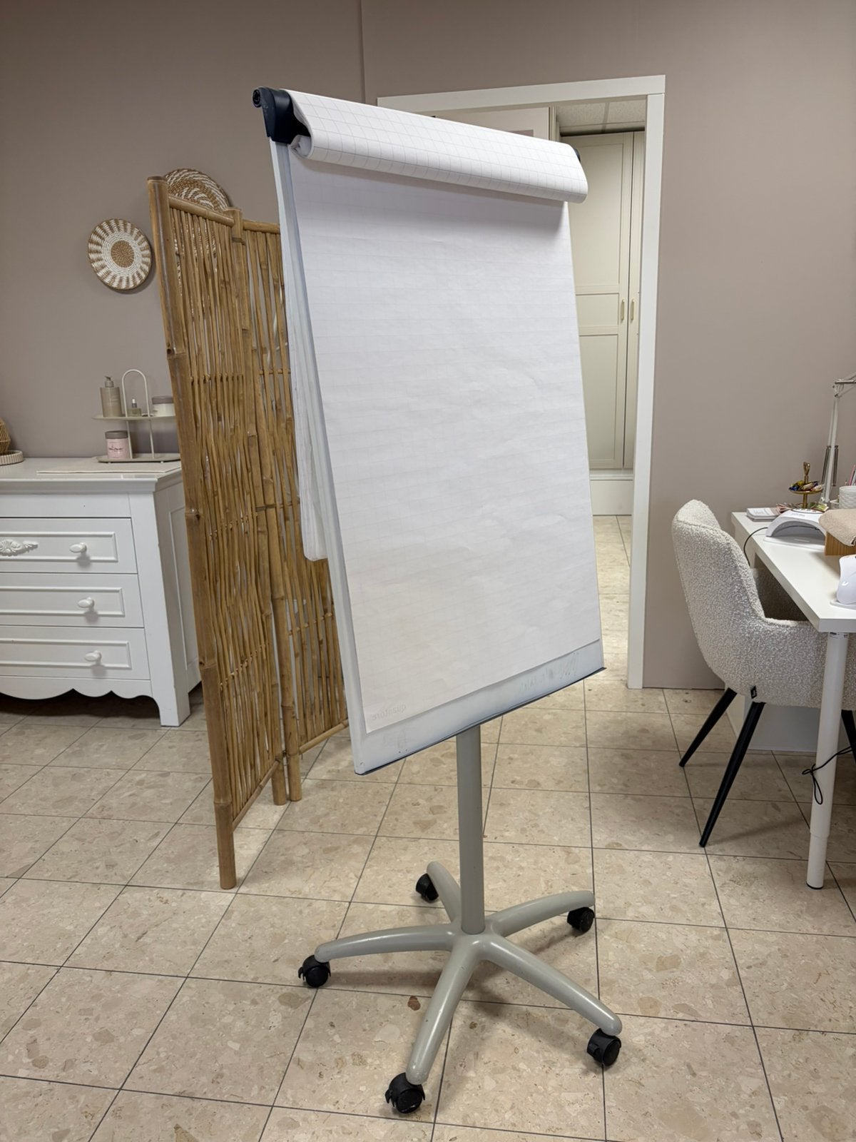 Presentatiebord - Lesbord, Ophalen, Zo goed als nieuw, Whiteboard