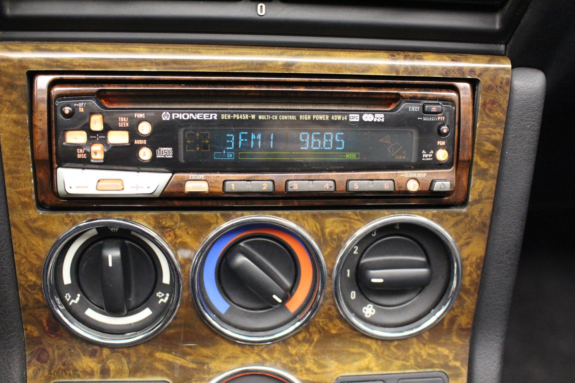 Foto 18 van BMW Z3 2.8 6 Cil.194PK Aut Widebody top conditie EL Kap Leer