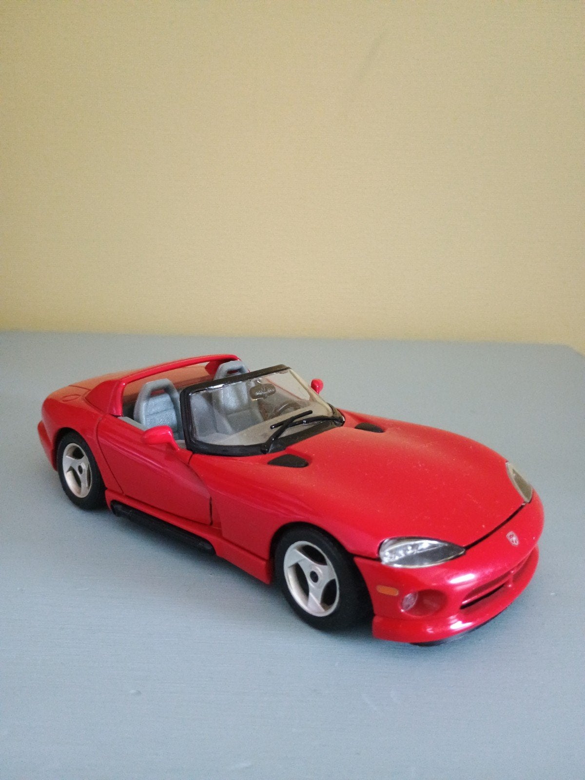 Burago Viper RT/10, schaal 1:24, Ophalen of Verzenden, Zo goed als nieuw, Auto, Bburago