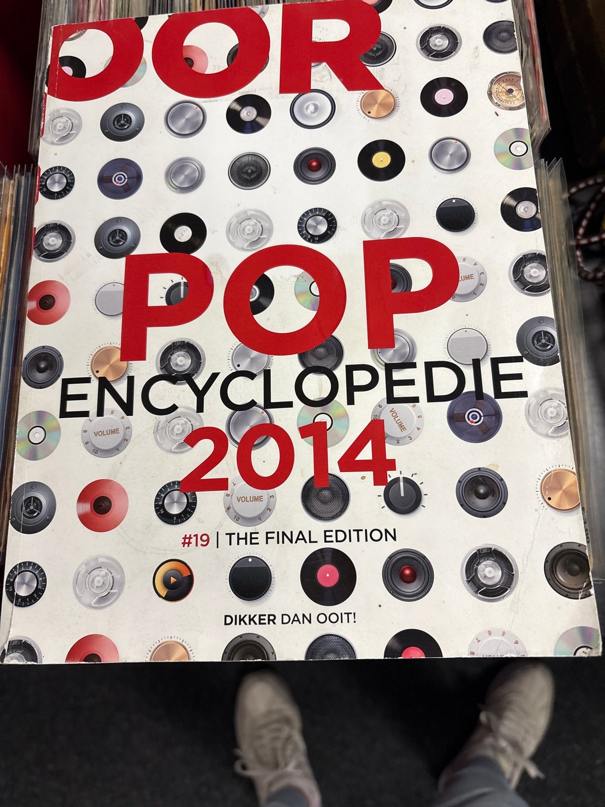 OOR's Popencyclopedie 2014 - #19 The Final Edition, Boeken, Ophalen of Verzenden, Zo goed als nieuw, Overige onderwerpen, Los deel