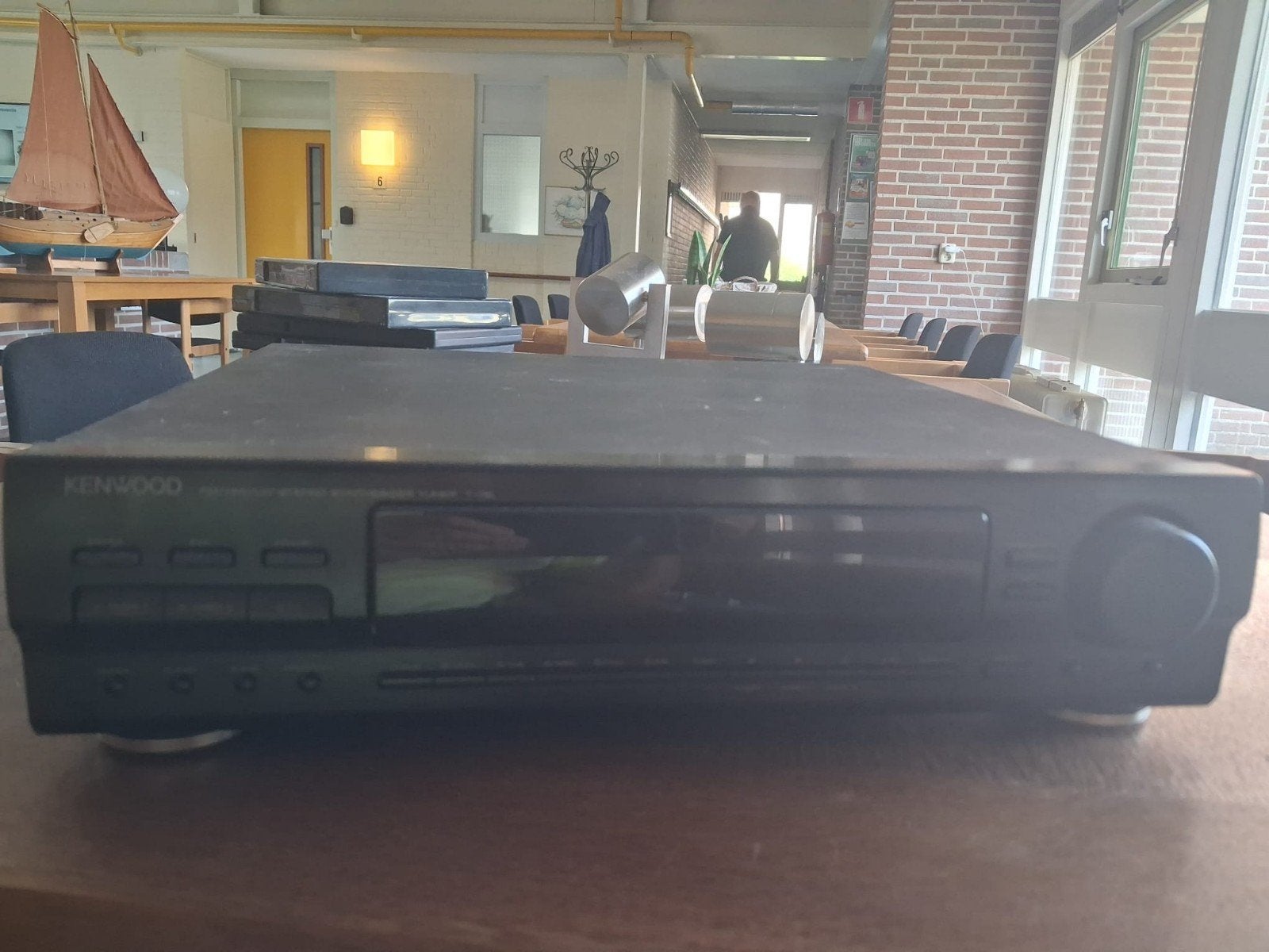 Kenwood T-76L FM/MW/LW Stereo Synthesizer Tuner, Ophalen of Verzenden, Gebruikt, Analoog