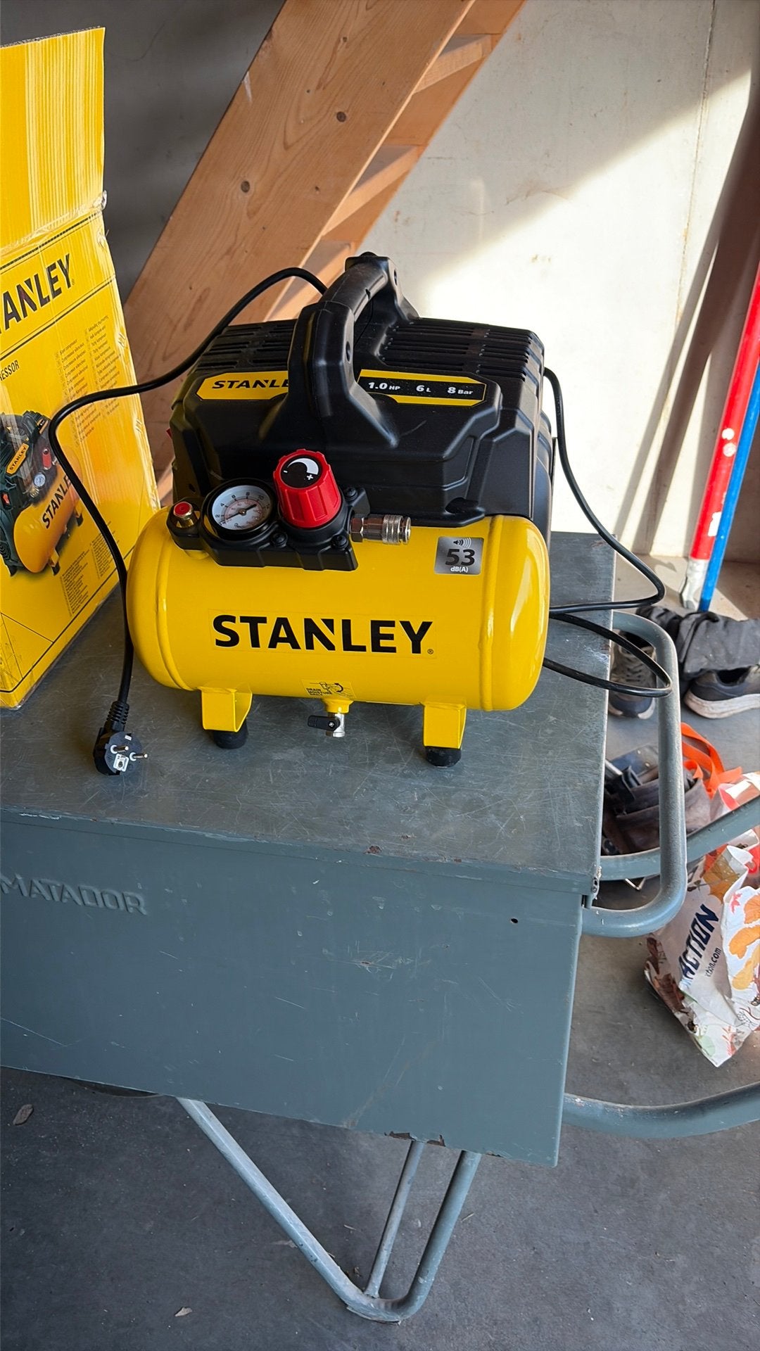 Stanley, Doe-het-zelf en Verbouw, Minder dan 25 liter, Ophalen, Zo goed als nieuw, Minder dan 200 liter/min
